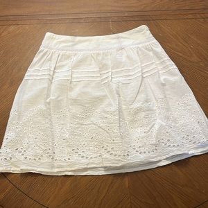 NWT Romy Sydni white eyelet lace trim skirt size small